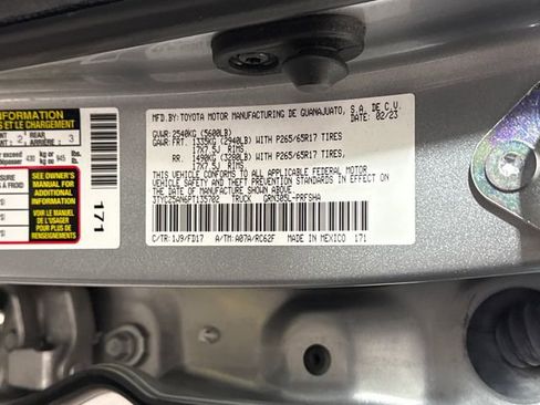 Used 2023 Toyota Tacoma TRD Sport AWD/4WD image 29