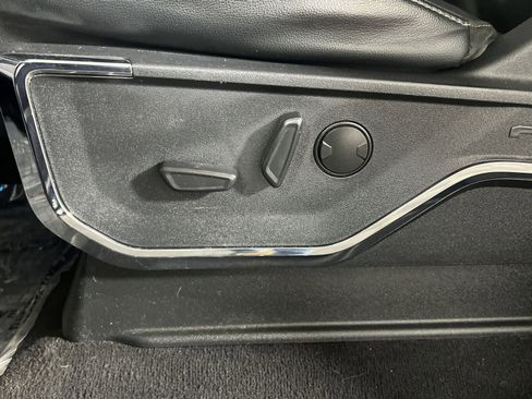 Used 2023 Ford F250 Lariat w/ Lariat Ultimate Package image 14