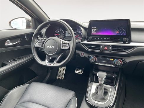 Used 2023 Kia Forte GT-Line w/ GT-Line Premium Package image 10