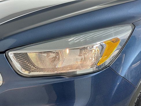 Used 2018 Ford Escape SE FWD image 24