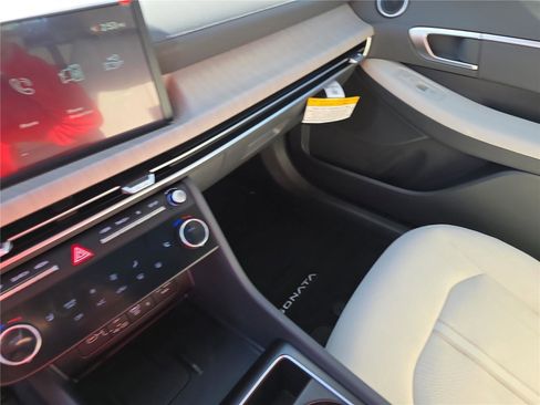New 2026 Hyundai Sonata SEL image 18