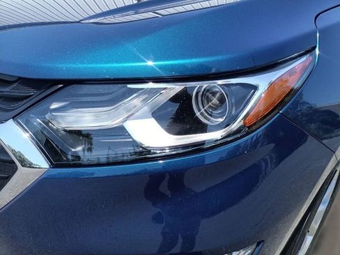 Used 2020 Chevrolet Equinox LT w/ Driver Convenience Package image 13