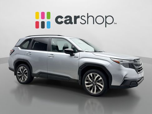 Used 2025 Subaru Forester Touring AWD/4WD image 7