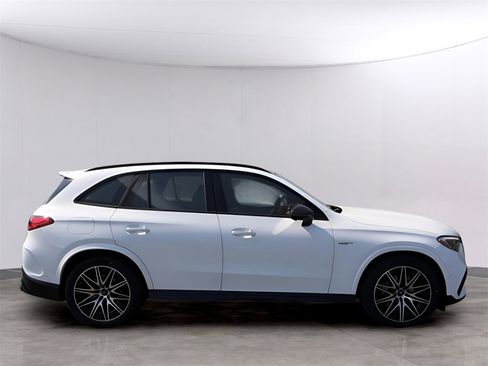 Certified 2025 Mercedes-Benz GLC 43 AMG 4MATIC image 12