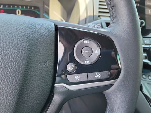 Used 2024 Honda Odyssey Elite image 25