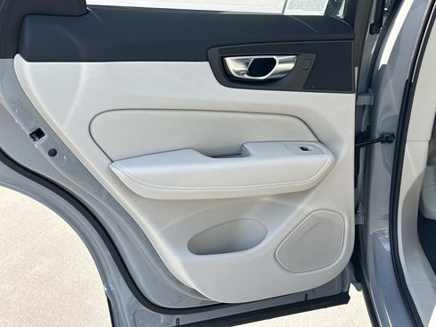 New 2026 Volvo XC60 B5 Ultra w/ Climate Package image 16