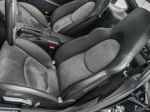 Used 2007 Porsche 911 GT3 RWD image 26