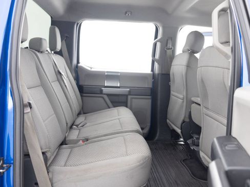 Used 2017 Ford F150 XLT w/ XTR Package image 32