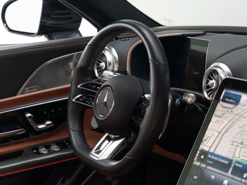 Used 2022 Mercedes-Benz SL 63 AMG SL 63 AMG image 38