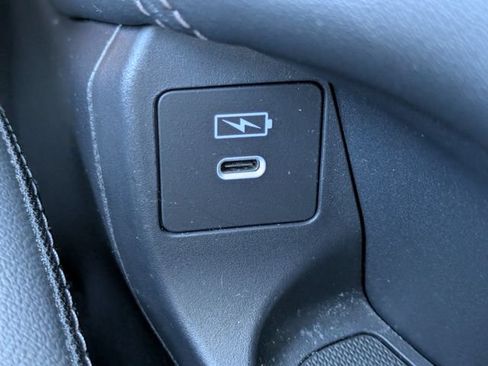 Certified 2024 Honda HR-V EX-L image 34