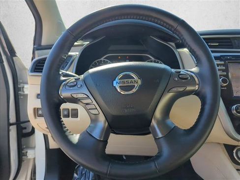 Used 2022 Nissan Murano SL FWD image 16