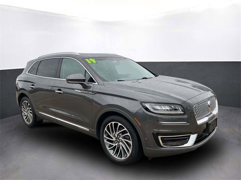 Used 2019 Lincoln Nautilus Reserve image 8