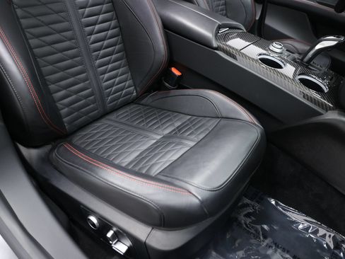 Used 2022 Maserati Quattroporte Trofeo RWD image 95