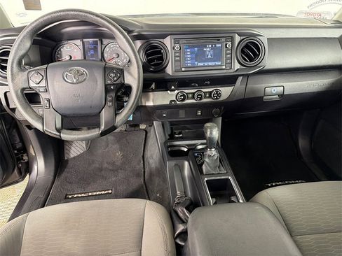 Used 2018 Toyota Tacoma SR image 22