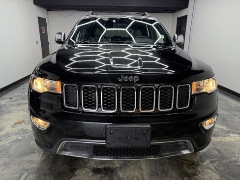 Used 2017 Jeep Grand Cherokee Limited image 7