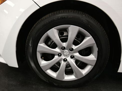 Certified 2024 Toyota Corolla LE image 30