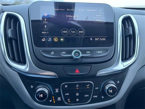 Used 2020 Chevrolet Equinox Premier image 22