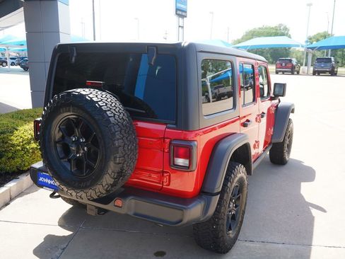 Used 2025 Jeep Wrangler Unlimited Sport S 4xe AWD/4WD image 11