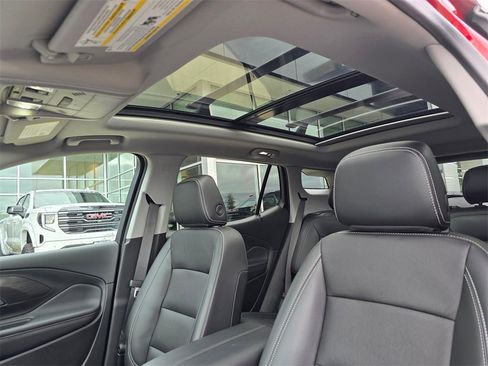 Used 2022 GMC Terrain SLT w/ Infotainment Package II image 52