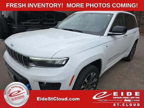 Used 2022 Jeep Grand Cherokee Overland w/ Luxury Tech Group IV image 1