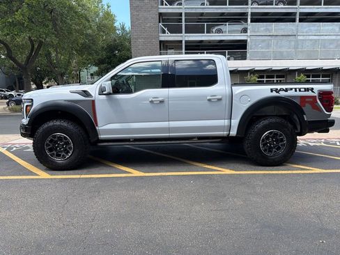 Used 2025 Ford F150 Raptor w/ Equipment Group 803A Raptor R AWD/4WD image 4