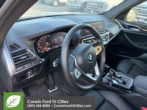 Used 2023 BMW X3 xDrive30i image 2