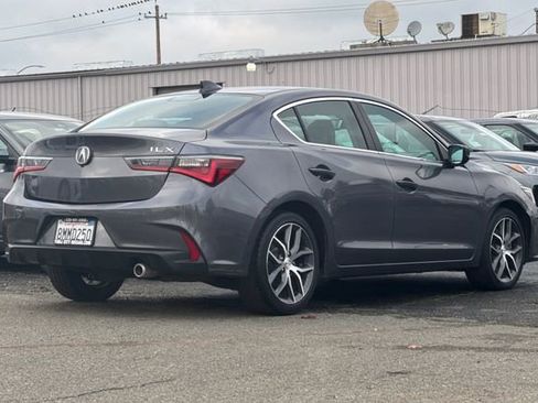 Used 2019 Acura ILX w/ Premium Package image 4