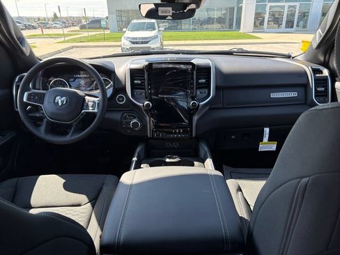 New 2026 RAM 1500 Big Horn AWD/4WD image 10