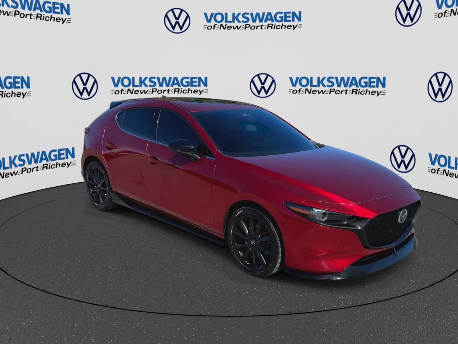 Used 2025 MAZDA MAZDA3 Hatchback w/ Appearance Package AWD/4WD image 4