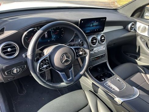 Used 2023 Mercedes-Benz GLC 300 4MATIC Coupe image 6