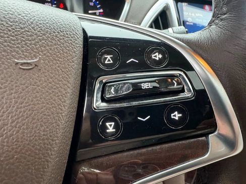 Used 2014 Cadillac SRX Luxury FWD image 23