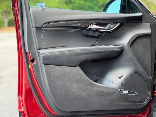 Used 2022 Buick Envision Essence w/ Technology Package II FWD image 10