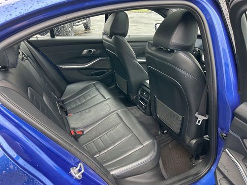 Used 2019 BMW 330i xDrive Sedan w/ M Sport Package image 32
