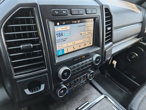 Used 2019 Ford Expedition Limited w/ Equipment Group 302A AWD/4WD image 29
