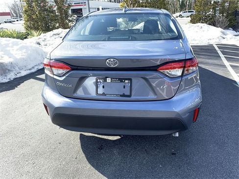 Used 2025 Toyota Corolla LE image 7
