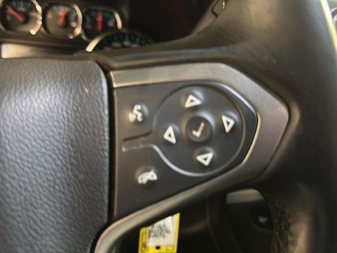 Used 2015 Chevrolet Silverado 2500 LTZ AWD/4WD image 38