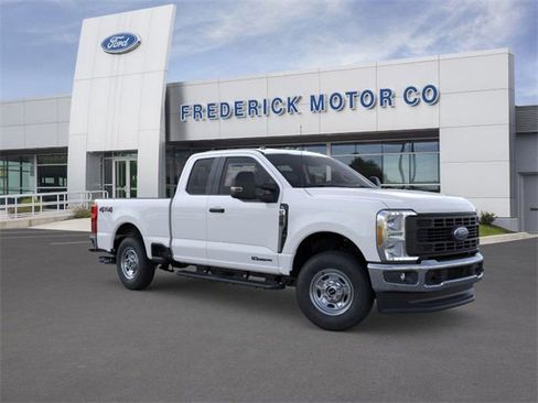 New 2026 Ford F350 XL w/ XL Chrome Package image 7