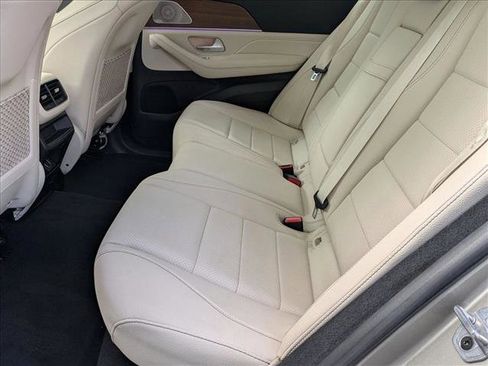 Used 2022 Mercedes-Benz GLE 350 image 18