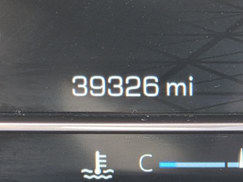 Used 2024 GMC Yukon XL SLT w/ SLT Luxury Package image 31