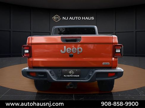 Used 2021 Jeep Gladiator Overland AWD/4WD image 6