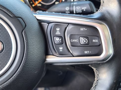 Used 2020 Jeep Gladiator Sport w/ Quick Order Package 24S image 16