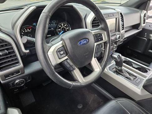 Used 2020 Ford F150 Lariat w/ Equipment Group 502A Luxury AWD/4WD image 14