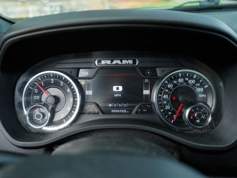 Used 2022 RAM 1500 Big Horn RWD image 25