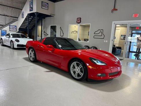 Used 2008 Chevrolet Corvette Coupe w/ Preferred Equipment Group image 43