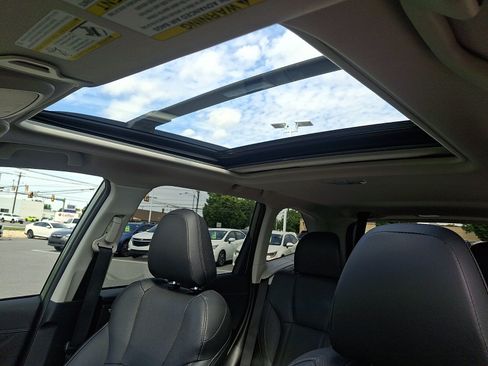 Used 2019 Subaru Forester Touring AWD/4WD image 14