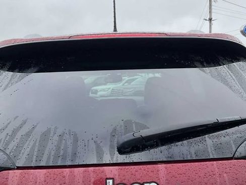 Used 2021 Jeep Cherokee Limited AWD/4WD image 18