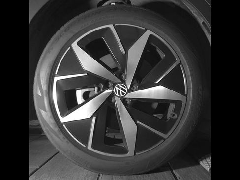 Certified 2023 Volkswagen ID.4 Pro S AWD/4WD image 11