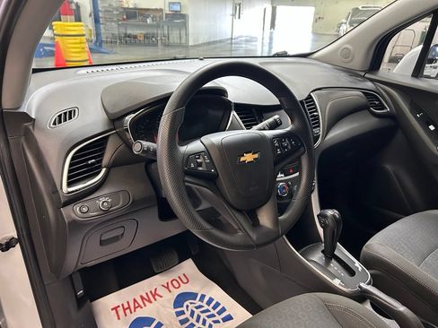 Used 2021 Chevrolet Trax LS w/ Tint and Cruise Package FWD image 21