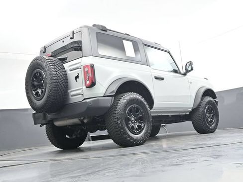 Used 2023 Ford Bronco Wildtrak AWD/4WD image 30