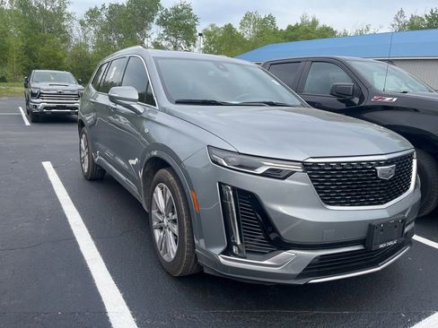 Used 2024 Cadillac XT6 Premium Luxury w/ LPO, Floor Liner Package AWD/4WD image 2